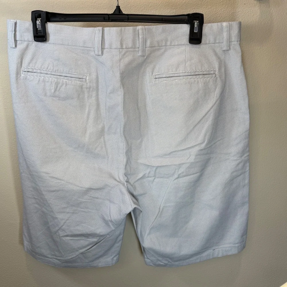 Old Navy Ultimate Slim Flex Shorts Blue White Micro Pattern Mens 38 0290